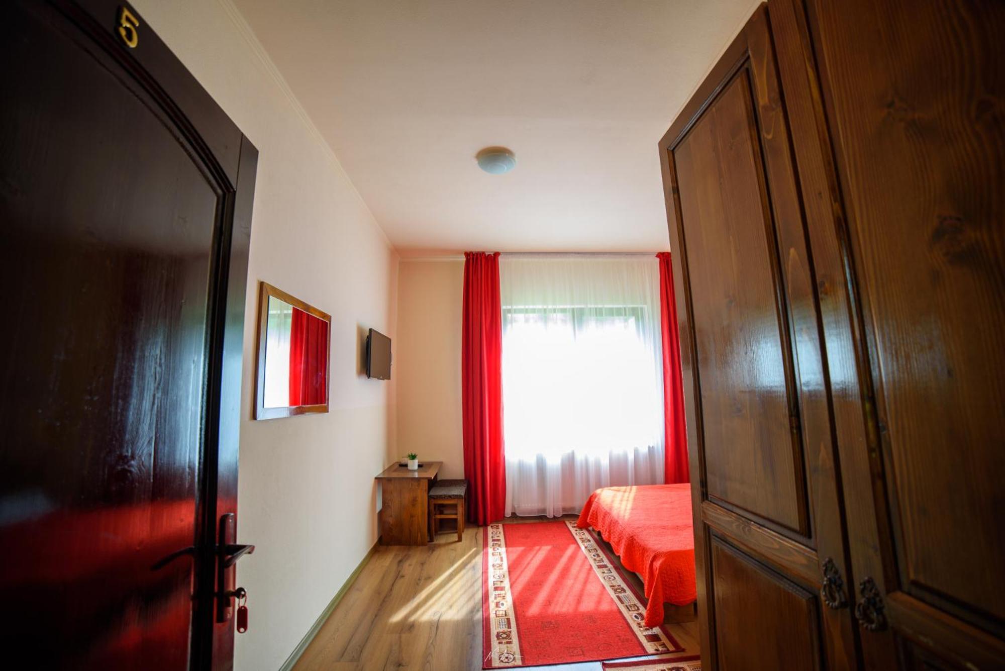 فيلا Casa Alina Arieşeni المظهر الخارجي الصورة